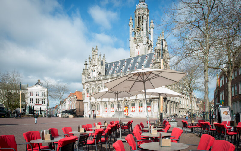 Marktcafe Terras op de Markt Middelburg